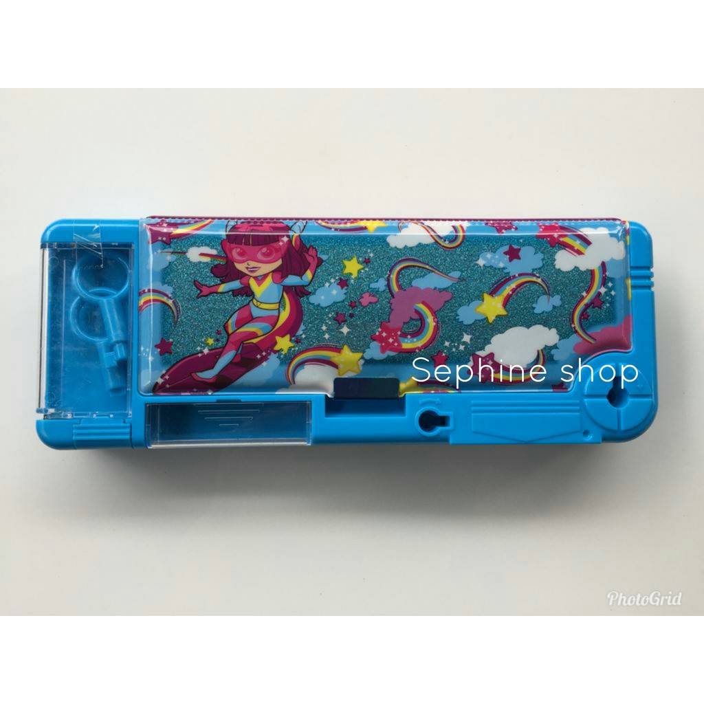 

SMIGGLE TEMPAT PENCIL IMPOR ANAK PEREMPUAN POP OUT 2 BAGIAN BIRU MUDA