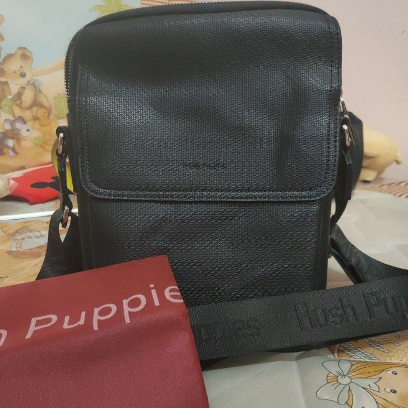 Tas Selempang Pria (crossbody bag) HUSH PUPPIES (ORI)
