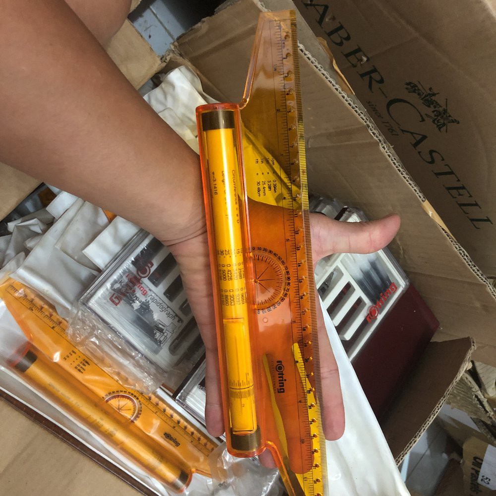 

Promo penggaris rotring roller ruler bantu segitiga pegangan terbaik