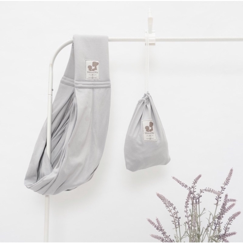 Mere et moi gendongan kaos