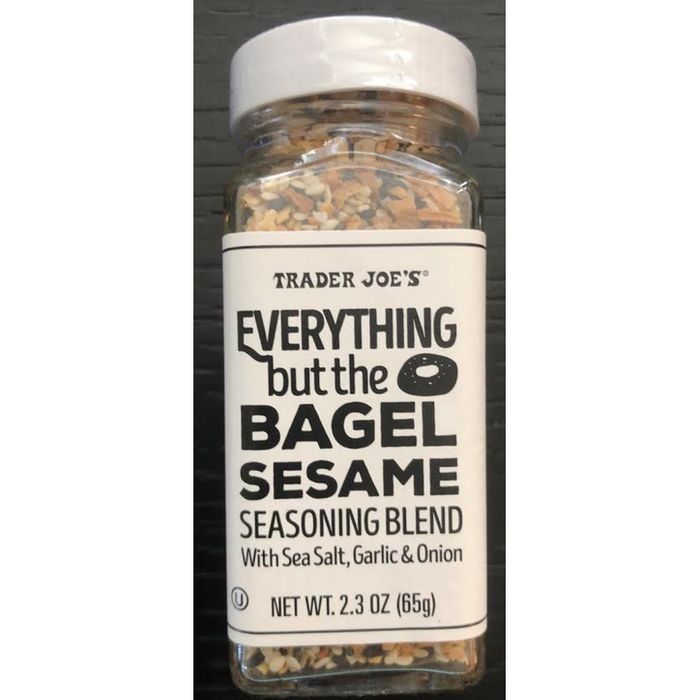 

SPESIAL PROMO - NEW EVERYTHING BUT THE BAGEL SEASONING BLEND TRADER JOE'S MADE IN USA