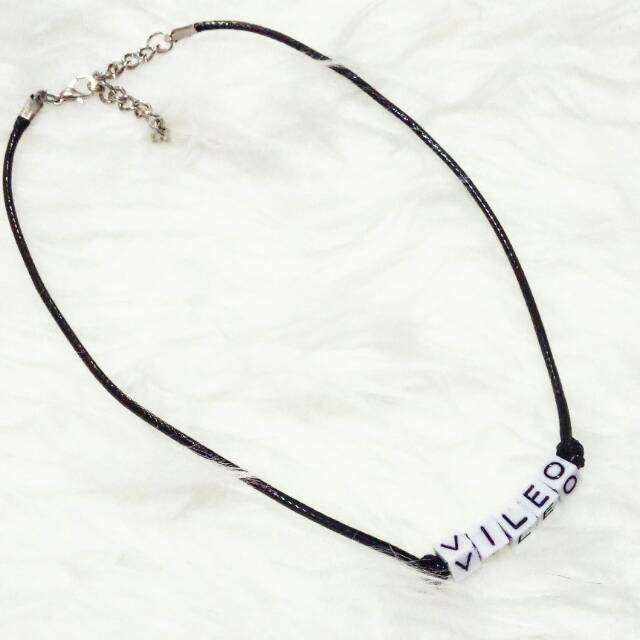 Kalung Nama Custom Monochrome Putih | White Monochrome Words Necklace | Handmade