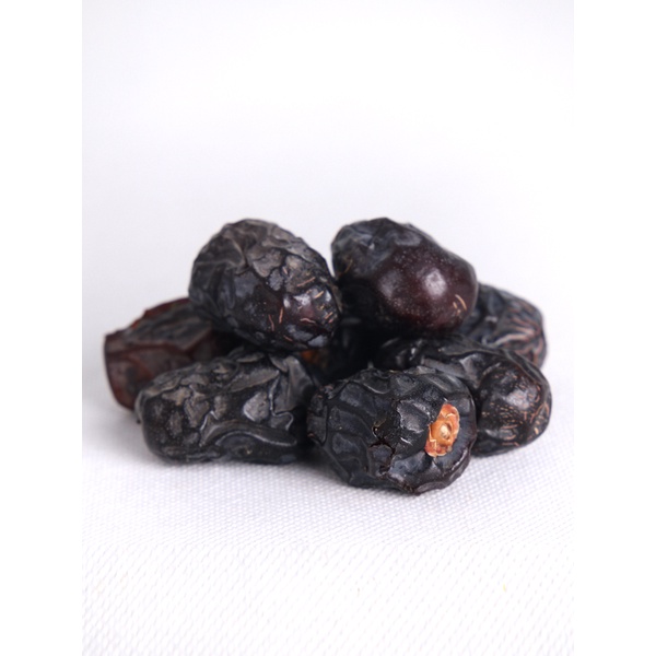

KURMA AJWA 1KG