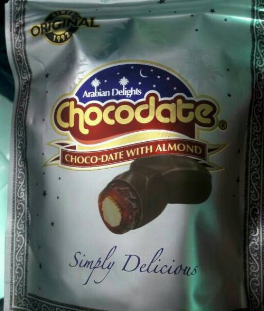 

Chocodate Arabian Dubai Galaxy Milk Chocolate Date Almond Coklat Kurma Kacang