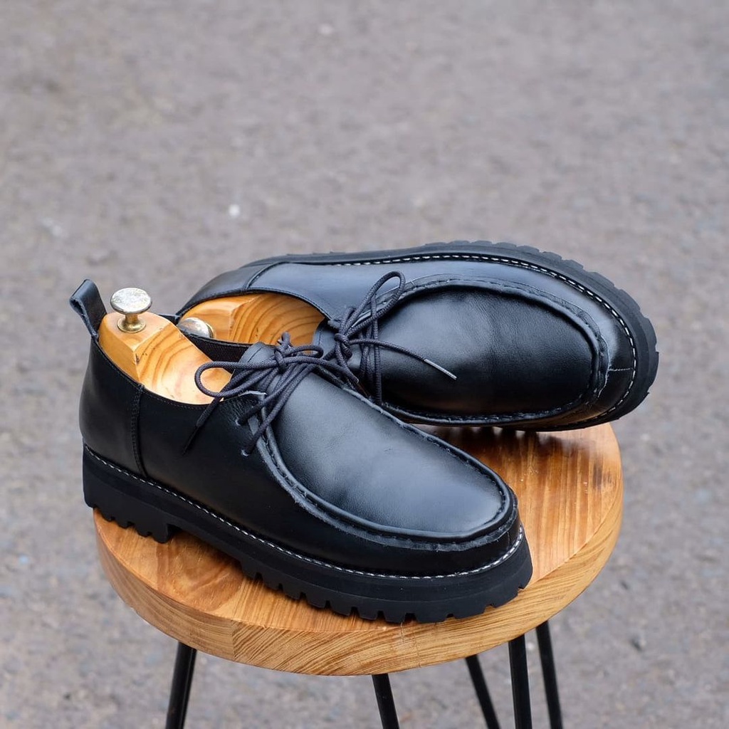 SEPATU KULIT - AZCOST FOOTWEAR DESSERT MEN FULLBLACK ORIGINAL