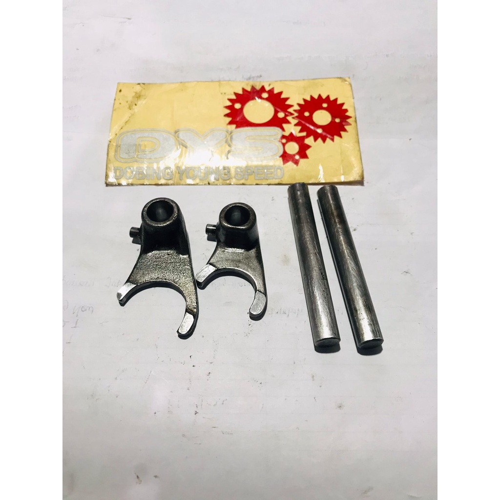 Capit udang shift fork rasio transmisi Kawasaki Kaze R
