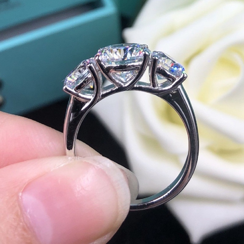 Cincin Pernikahan Desain Tiga Lingkaran Bling Untuk Wanita