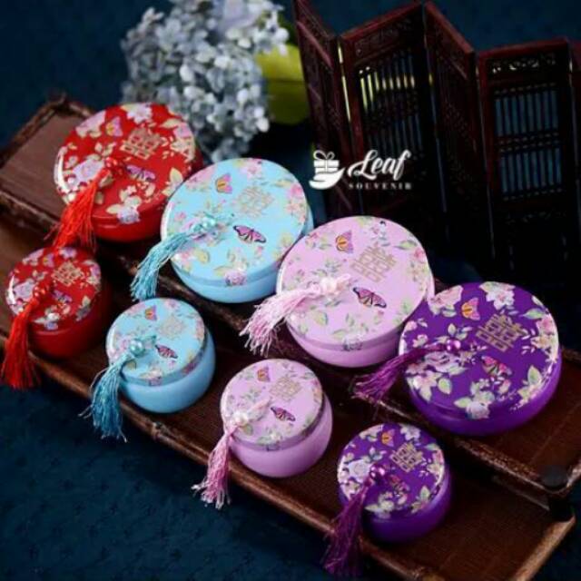 

Kaleng serbaguna tingjing wedding sangjit souvenir