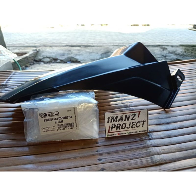 Hugger Spakbor Kolong Vario 125/150 2013-2020 - Hitam Doff