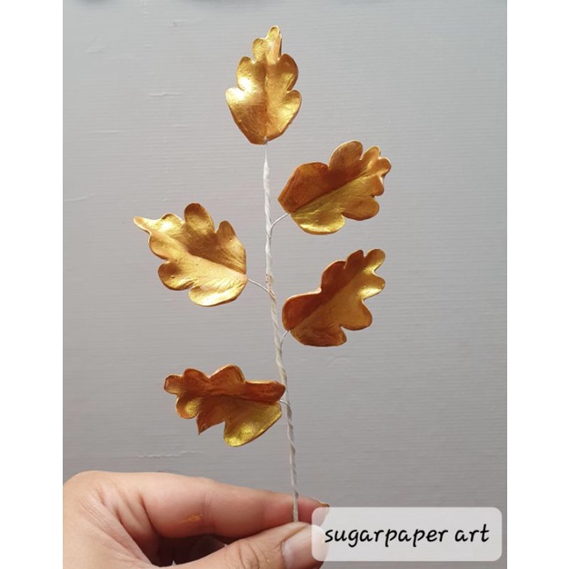 

daun poinsettia / gumpaste / gumpaste flower/ edible