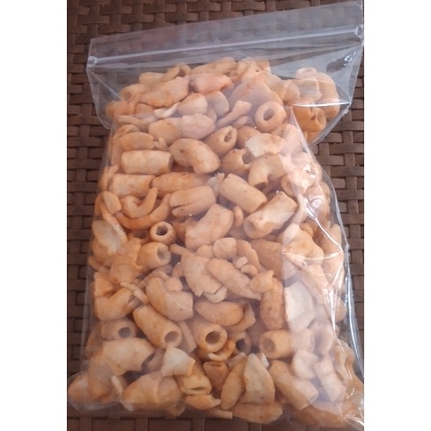 

KERUPUK MAKARONI PEDAS MANIS 230 G