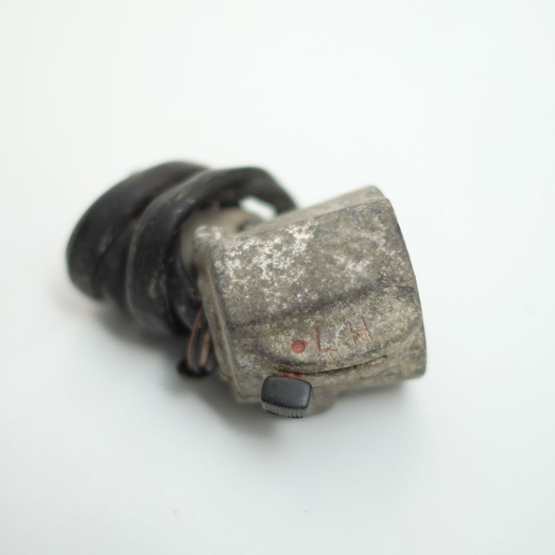 HOLDER SAKLAR KANAN HONDA CB CB100 CB125 CG110 CG125 NOS GAS LUAR