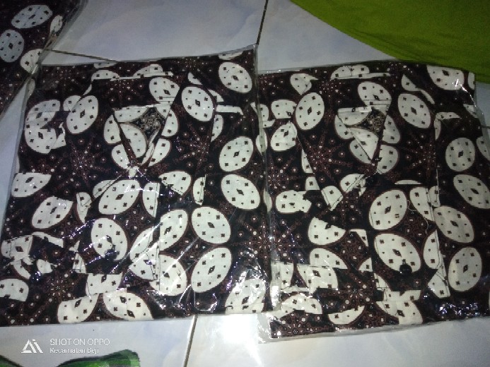 Batik Couple Keluarga Sania Ruffle Ori Ndoro Jowi Dnt Kawong