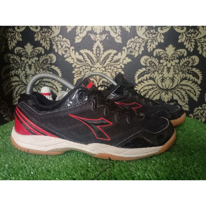 Sepatu Badminton Diadora Original second