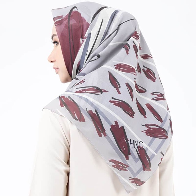 HNC Scarf (by Radwah)