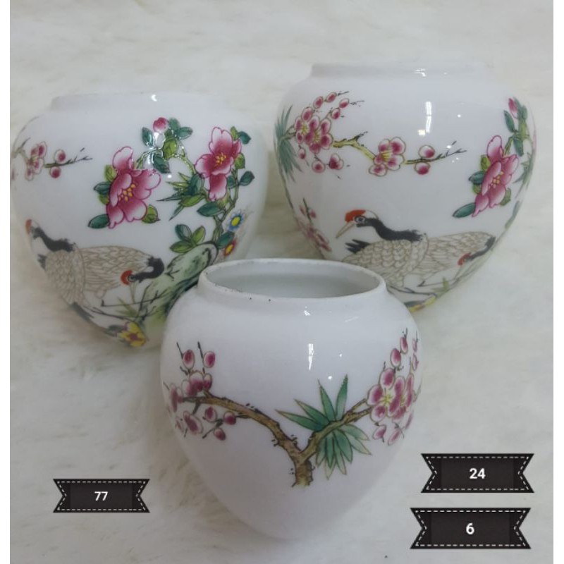 Guci Keramik / Cepuk keramik Burung