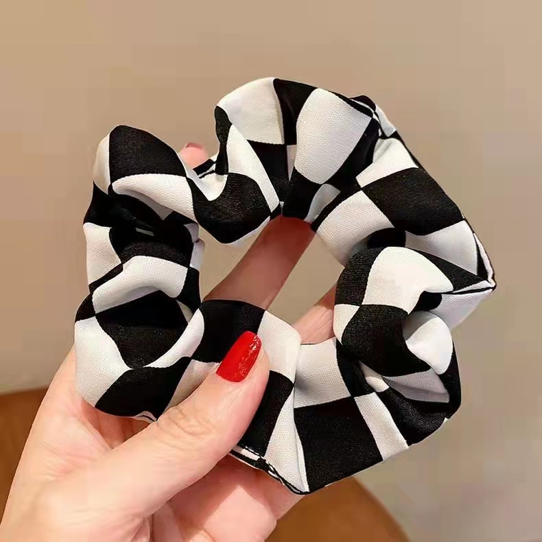 Scrunchie Korean Style Vintage Wanita Motif Kotak-Kotak Fashion Aksesoris Import