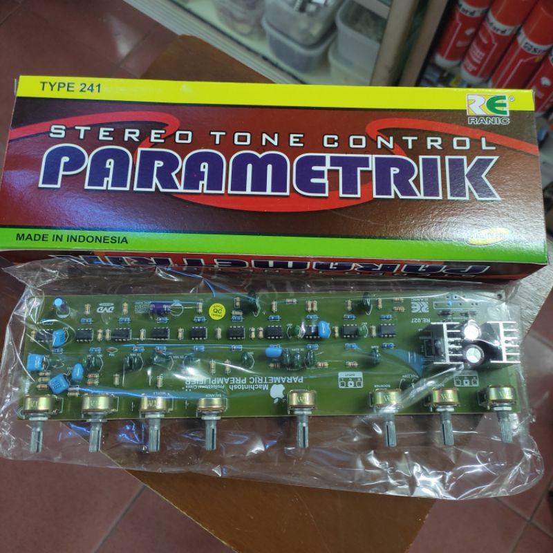 Stereo Tone Control PARAMETRIK Type-241