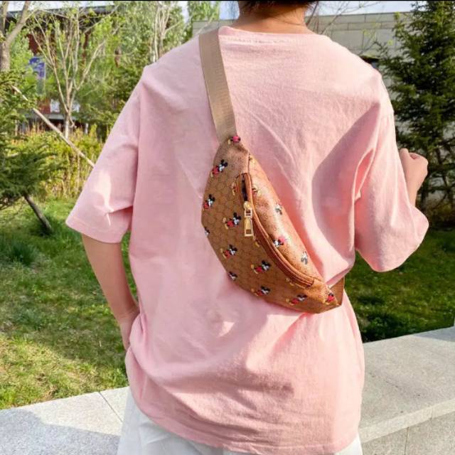 Tas Gucci mickey / waistbag Gucci