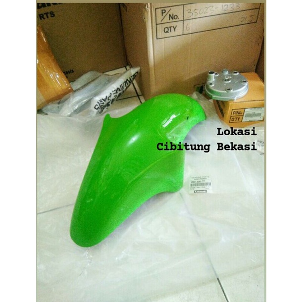 Spakbor depan Ninja R SS hijau ijo terang ori