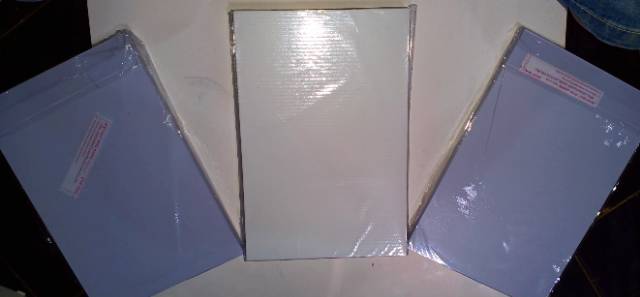 

1 Pack PVC ID CARD KERTAS/BAHAN ID CARD 200mm x 300mm/50Set