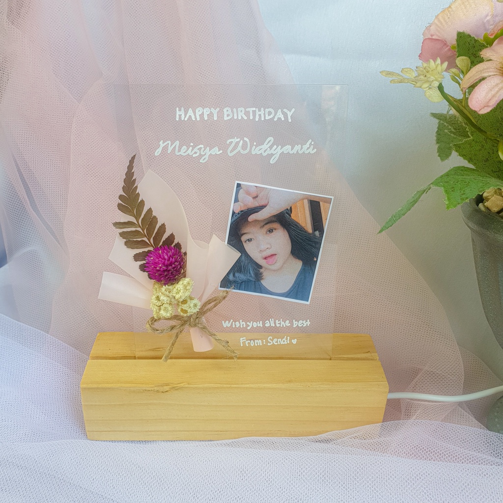 Bouquet Dried Flower With Acrylic / Hadiah Wisuda dan Ulang tahun / Mini Bouquet / Custom Akrilik