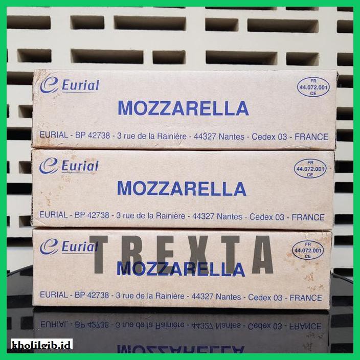 

Ujekujek- Eurial Mozzarella Keju (1Kg) -Original.