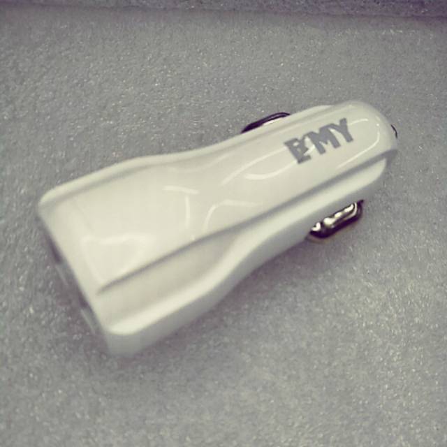 Car charging premium emy usb 3.4A 17watt