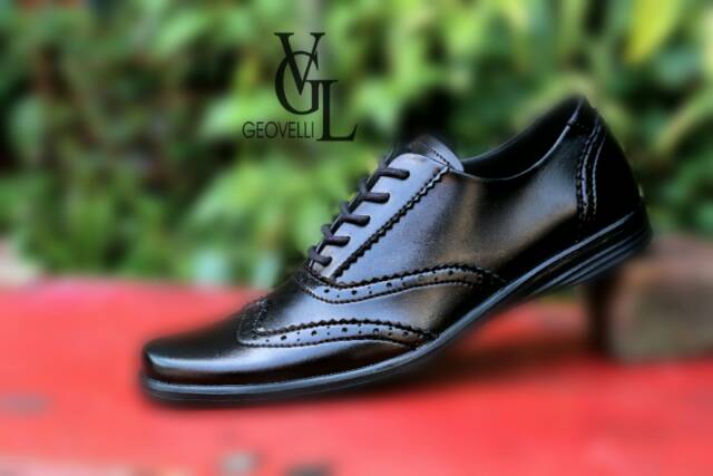 Fashion Men's Leather Geovelli Shoes Hitam