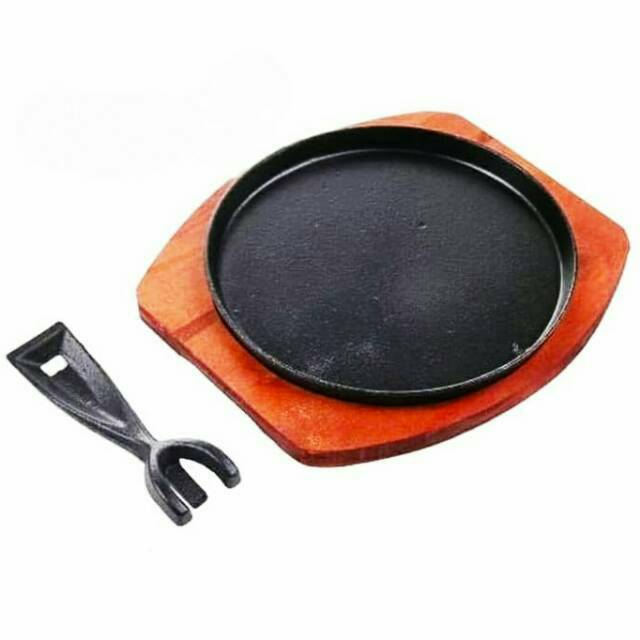Home Line Cast Iron Skillet Hot Plate Bulat Steak Barberque Tatakan Kayu