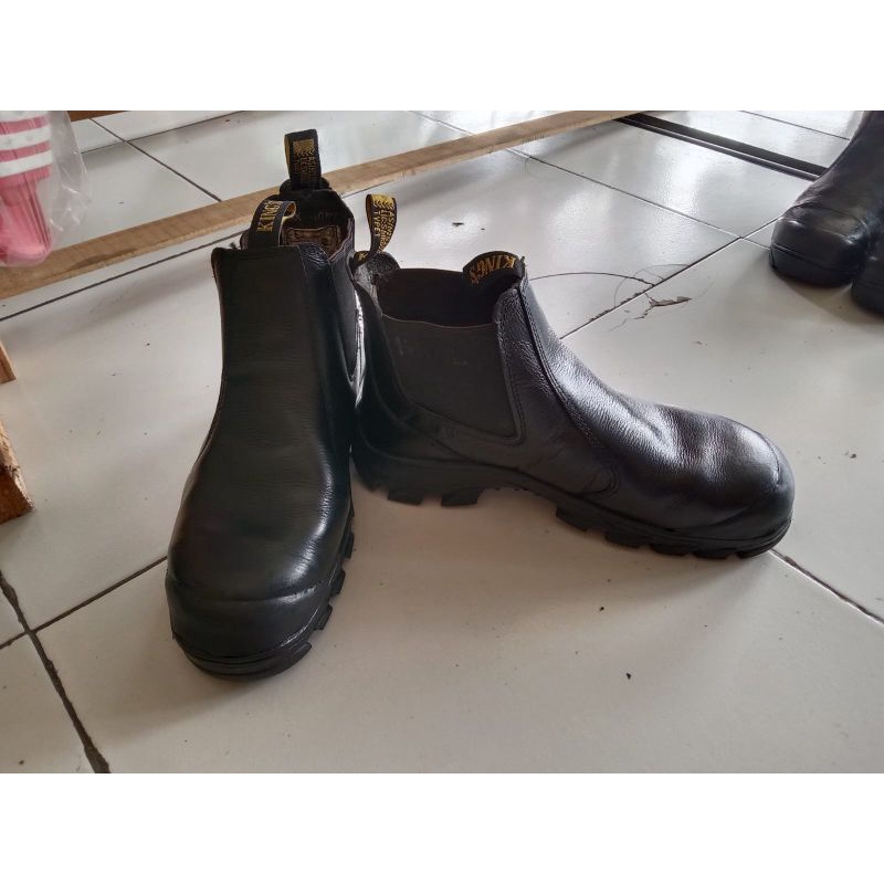sepatu safety king's semi boot second