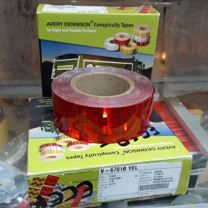 Avery Dennison Tape Red 1 meter