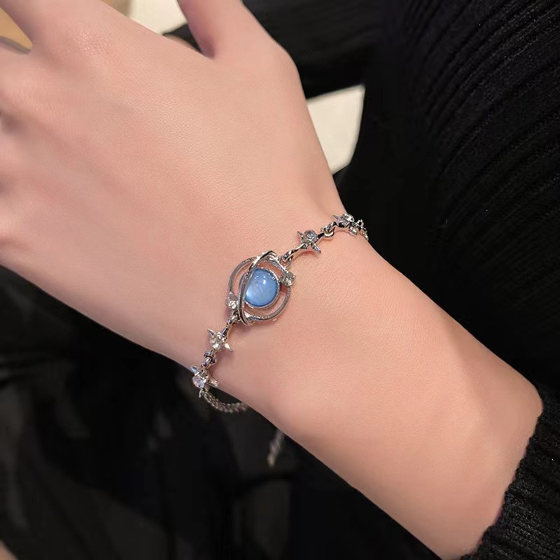 Co Co Co Gelang Tangan Rantai Fashion Gaya Korea Motif Planet Untuk Perhiasan Wanita