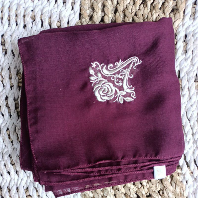 Plain Ayudyahandari-Maroon