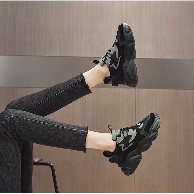 Favorite &quot; FREE BOX&quot; Sepatu Wanita Sneakers Korea Import 9166