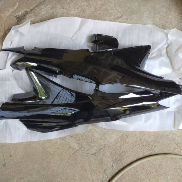 BODY BELAKANG SHOGUN 125 LAMA HITAM