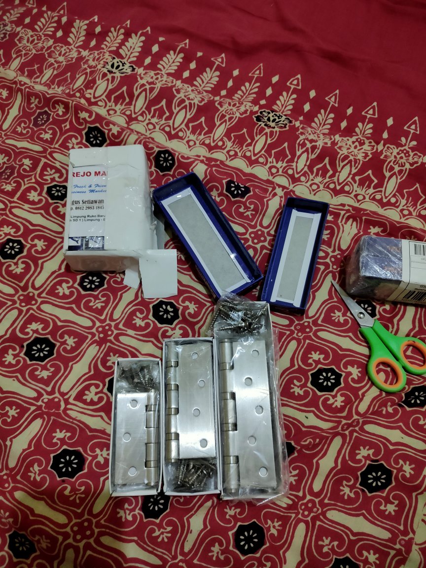 Engsel Jendela Stainless Merk Dolphin Ukuran 3 X 2.5