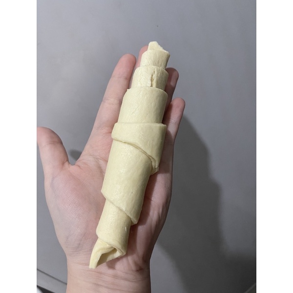 

PREMIUM ADONAN CROFFLE / CROFFLE DOUGH FROZEN DULL BUTTER 70gr