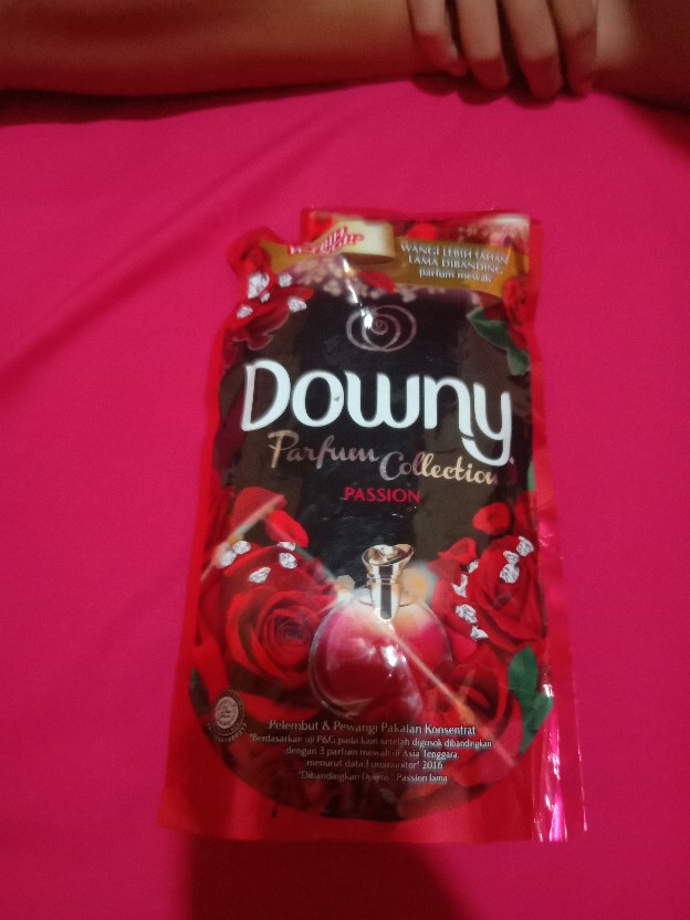 Softener Downy/sabun Pembilas Anti Noda /pewangi Pakaian Kemasan 720ml Aroma Passion