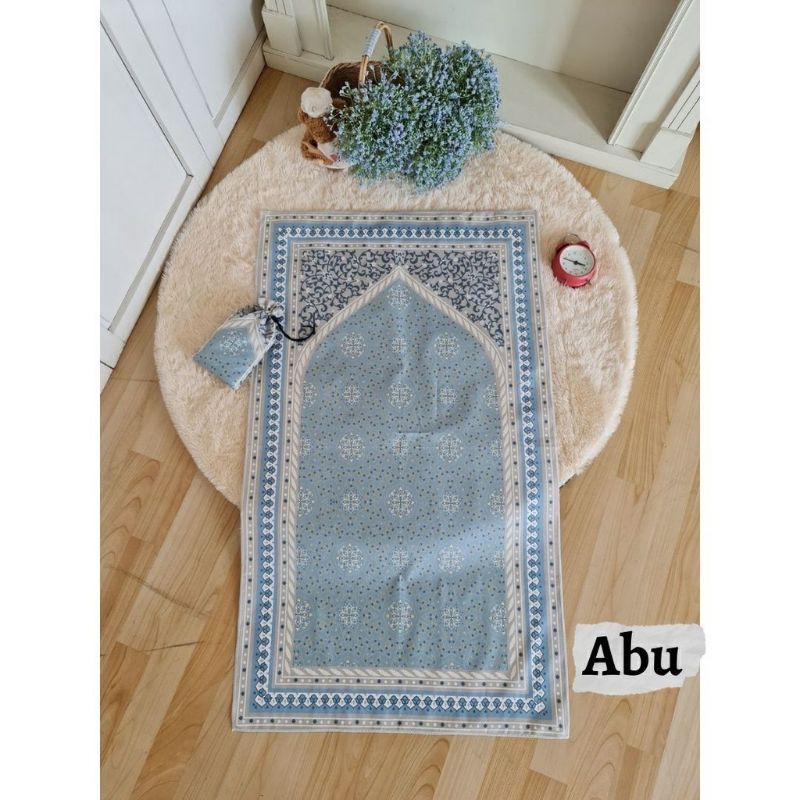 Sajadah Traveling / Sajadah Tipis Free Pouch Serut