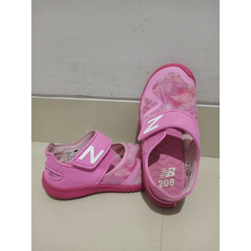 Preloved New Balance Kids Girl original