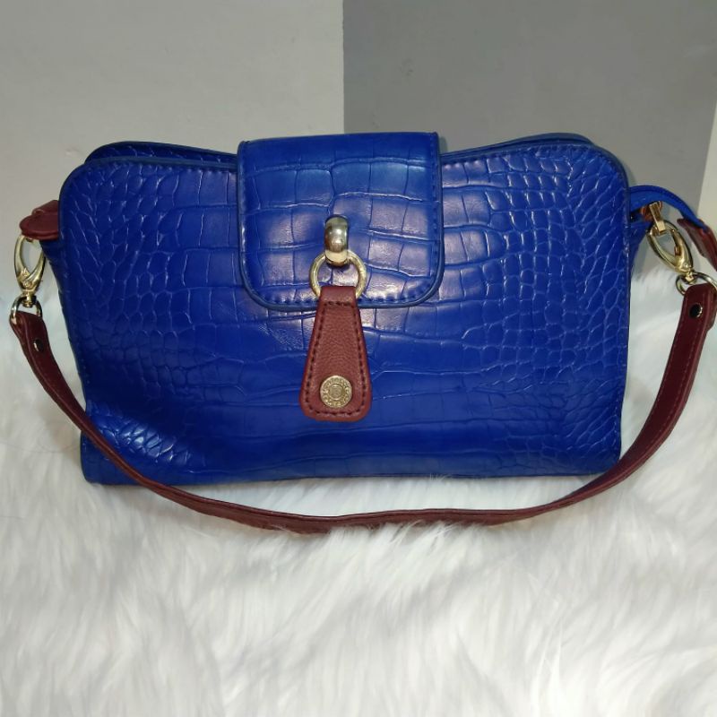 tas wanita selempang seken capacci blue biru second branded sling bag preloved / tas capaci sling bag
