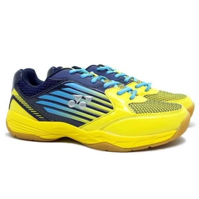Sepatu Badminton Yonex 777