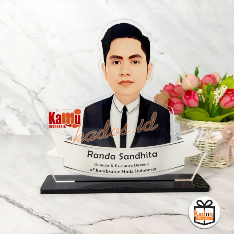 Plakat Karikatur Akrilik II kado wisuda unik karikatur Wisuda