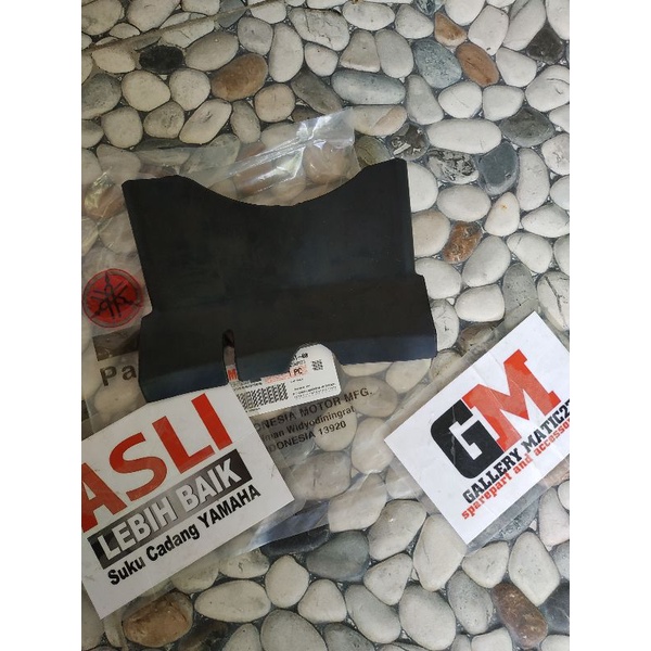 flap karet lumpur kancut bawah bagasi Yamaha Nouvo lele Nouvo z original