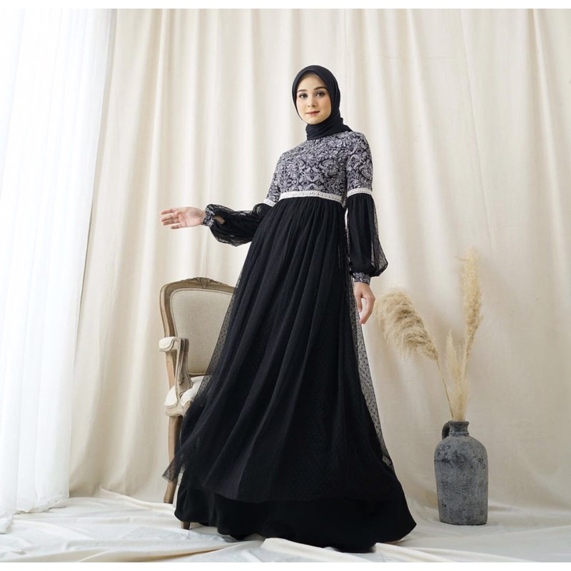 Laluna dress by madeira BOOKED