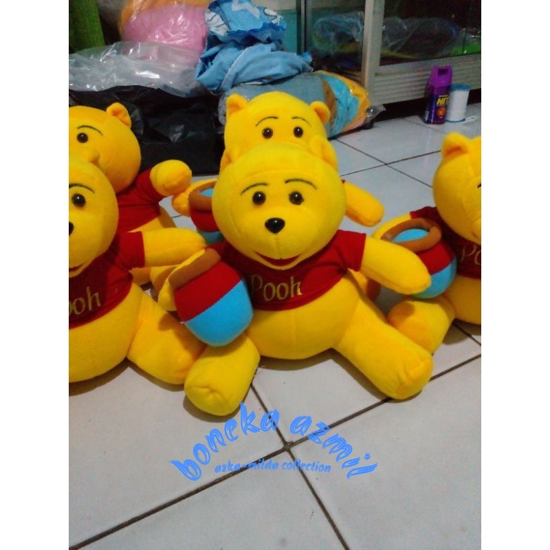 Boneka winie the pooh gentong size l