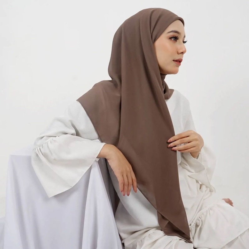 Jilbab Segi Empat Inner Ceruty