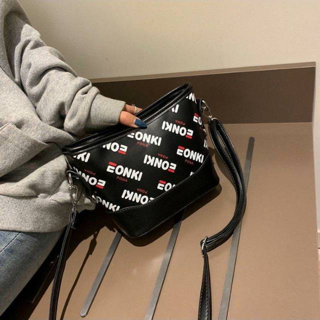 TJE138 Tas Selempang Ember Bucket Slingbag