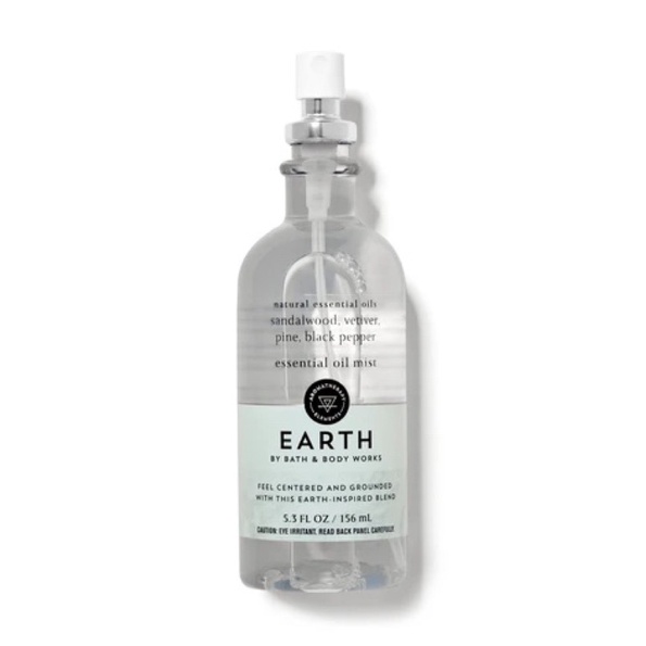 SALE Bath & Body Works earth Essential Oil Mist 159ml